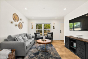 Paradise Palms - Sand Dollar Suite - Pool - Steps to Ocean - 10 min to Downtown!